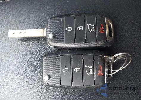 2019 Kia Sorento 2.4L L from USA, damaged, VIN 5XYPG4A37KG578832